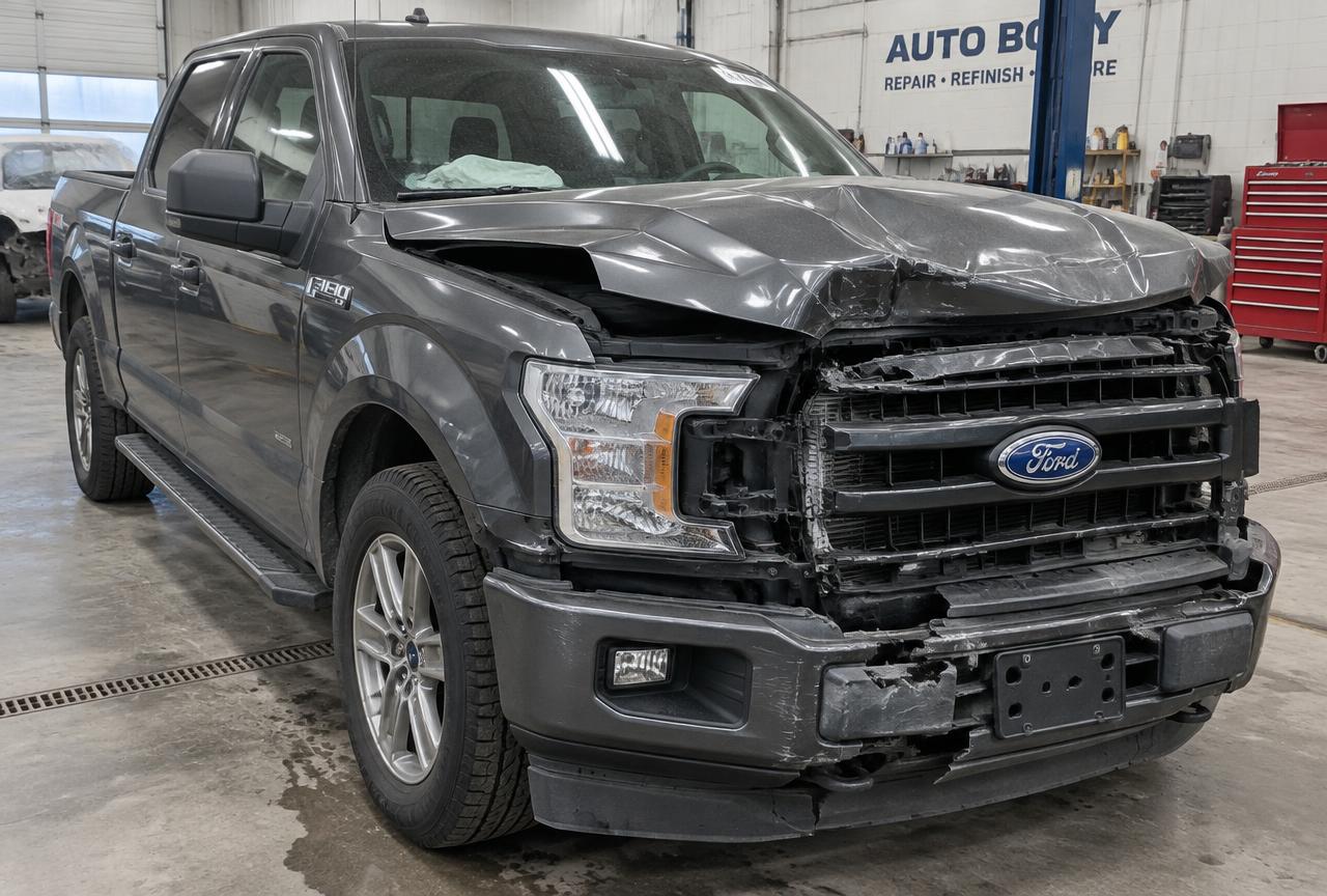 2019 Ford F-150 front-end collision — before repair