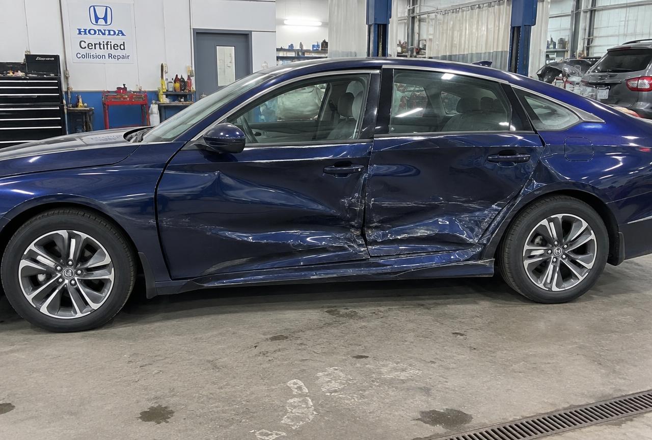 2022 Honda Accord side impact repair — before repair